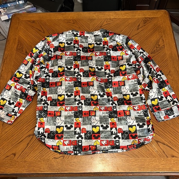 ❤️❤️❤️ Disney Mickey Mouse blouse shirt ❤️❤️❤️ - Picture 5 of 6